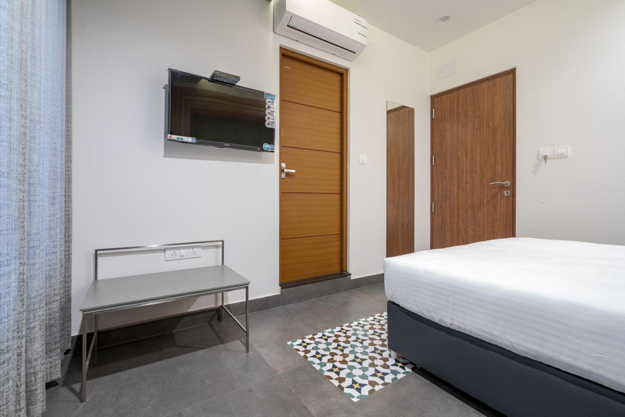 Hotel Aryaas Regent Kochi Zewnętrze zdjęcie
