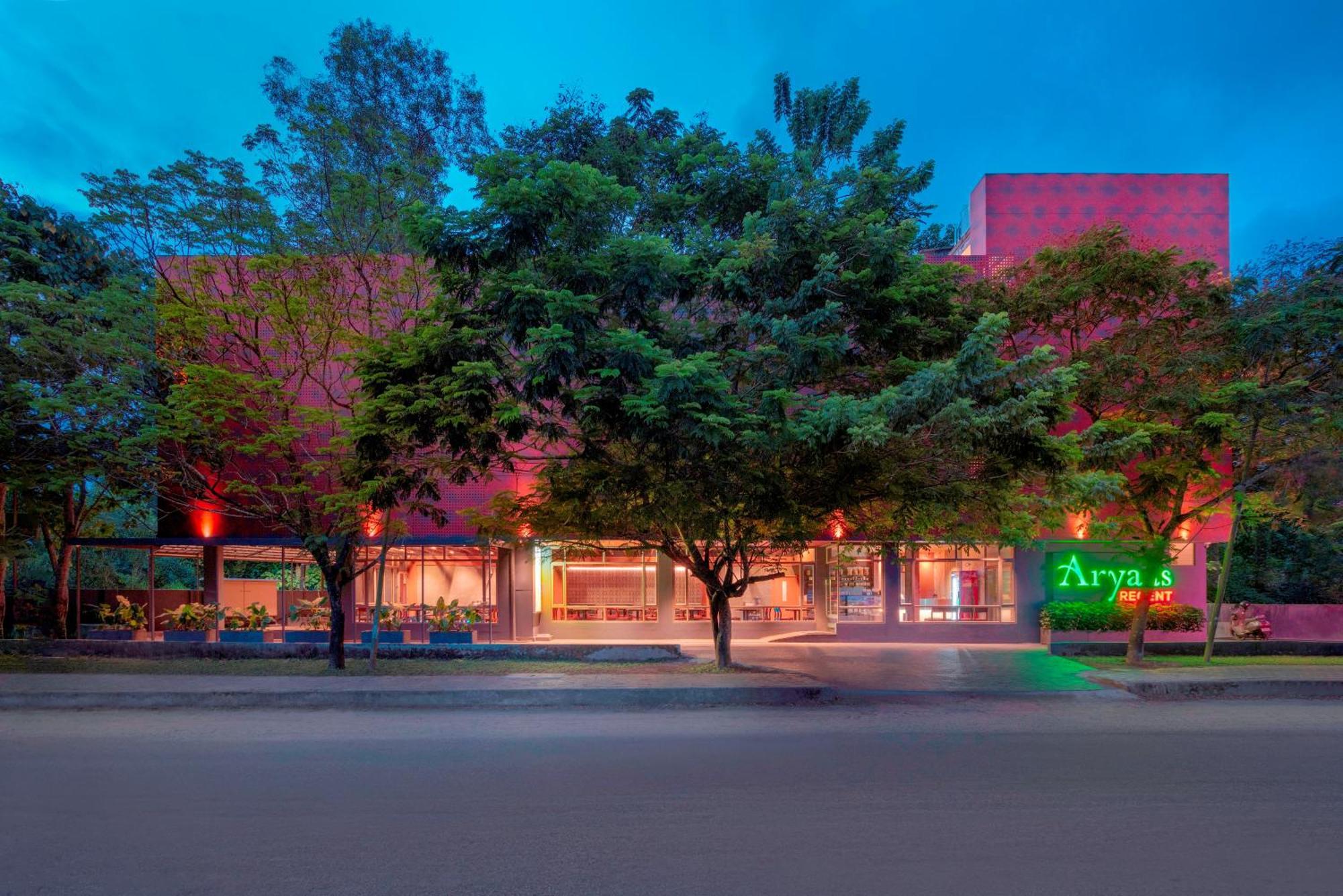 Hotel Aryaas Regent Kochi Zewnętrze zdjęcie